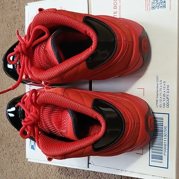 Allen Iversons Reebok - Picture 2 of 10